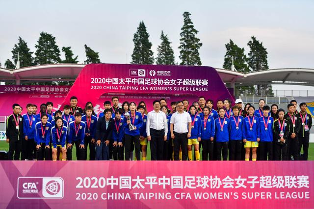 每体：巴德吉需亲自决定自己未来，巴萨希望保留其未来回购权